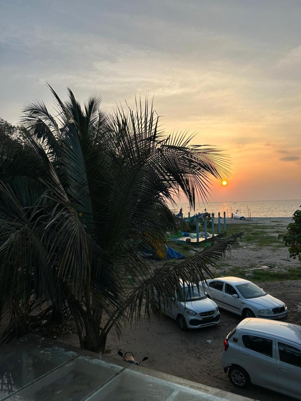Caspian Beach Resort Alappuzha Exteriör bild