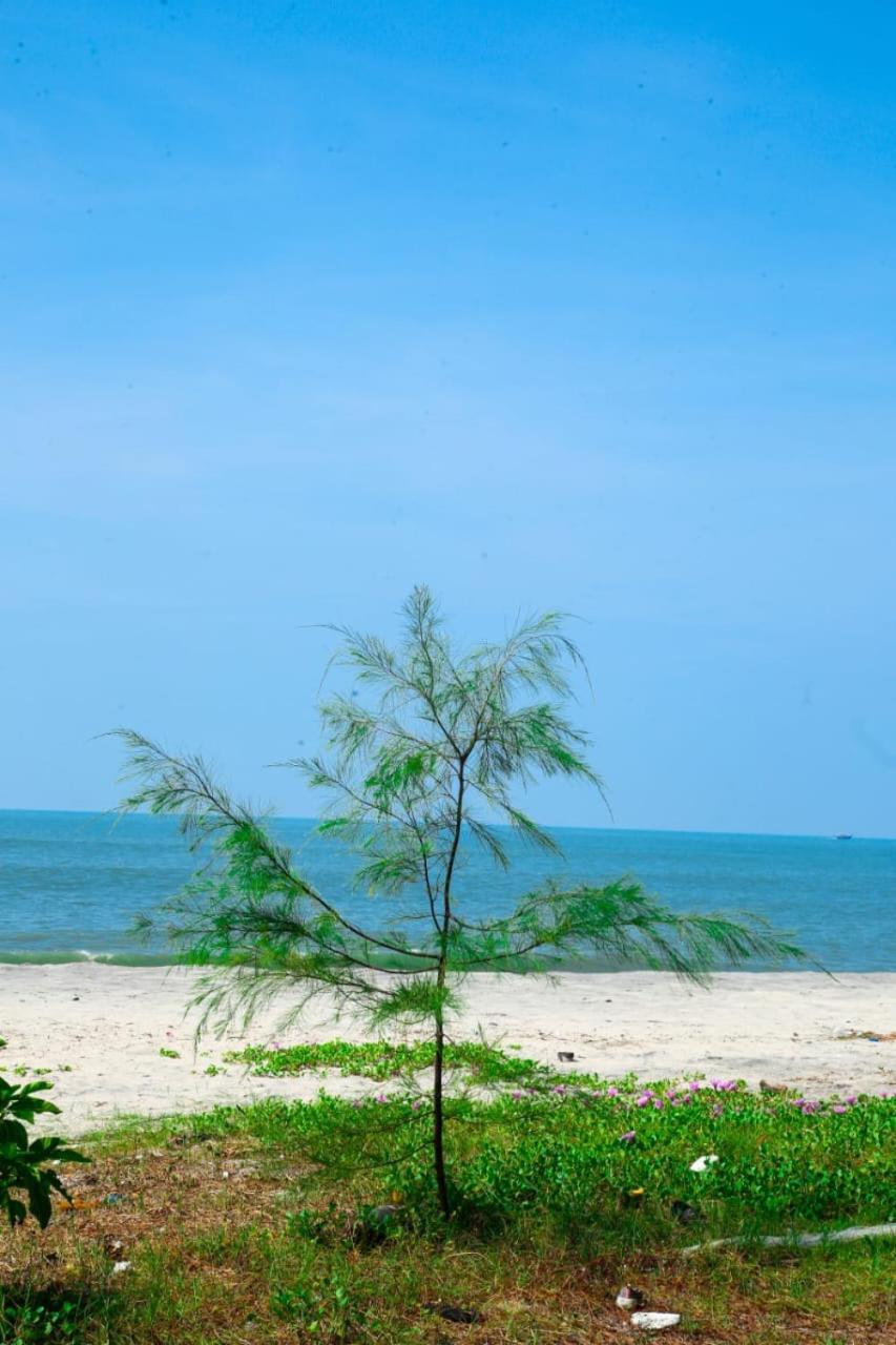 Caspian Beach Resort Alappuzha Exteriör bild
